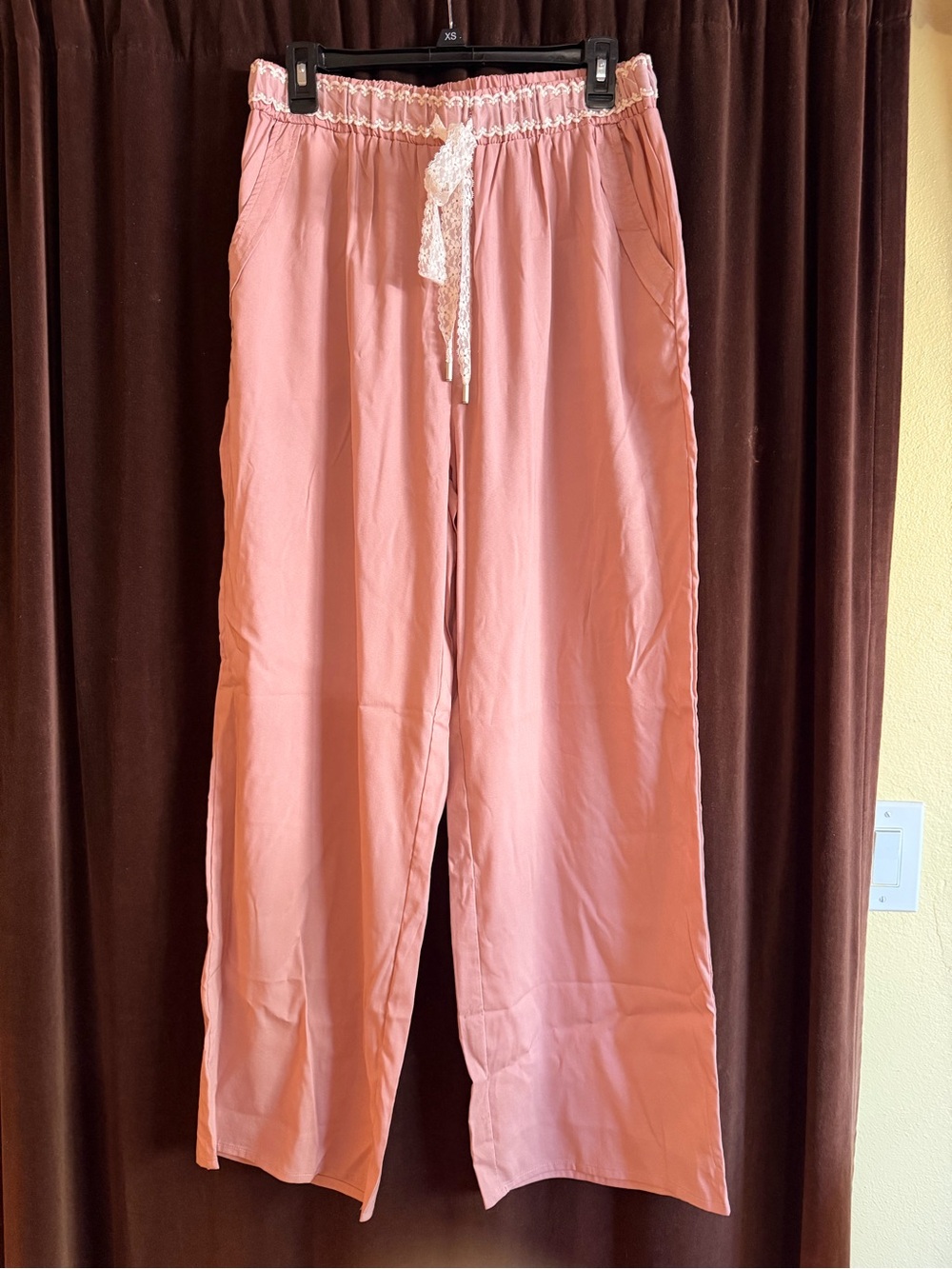 Very J Dusty Rose Lace-Trim Lounge Pants